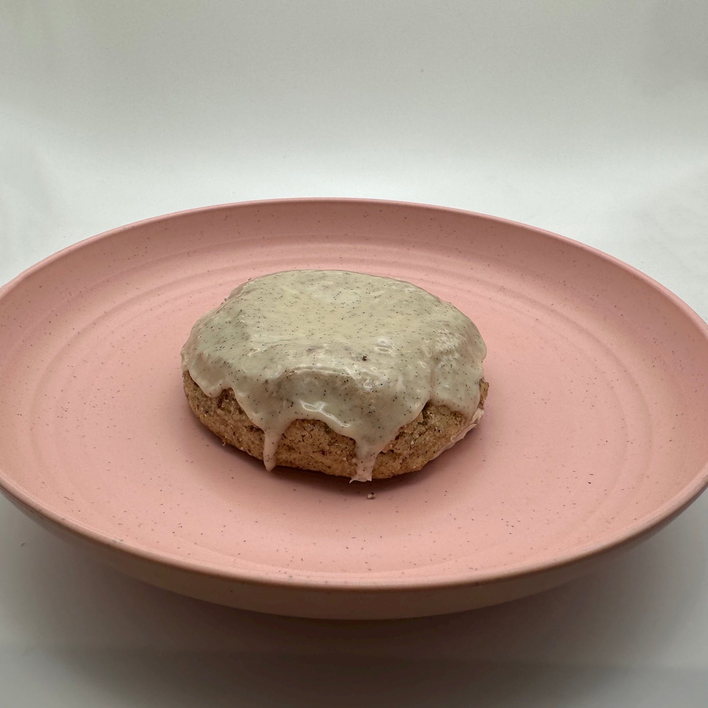 Chai Cookies w/ Vanilla Bean Icing